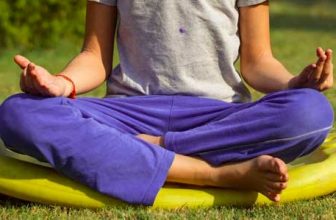 The Best Meditation Pillow - Top 7 - Featured Image