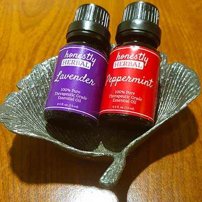 Lavender and Peppermint Essential Oils - All in One Foot Spa Bath Massager